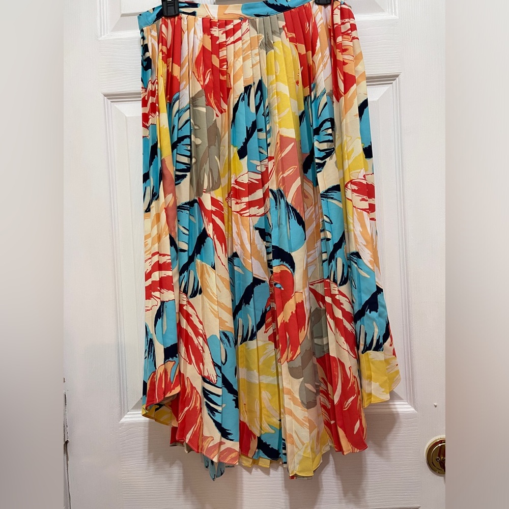 Shelli Segal Tropical Pleated Flowing Midi Skirt